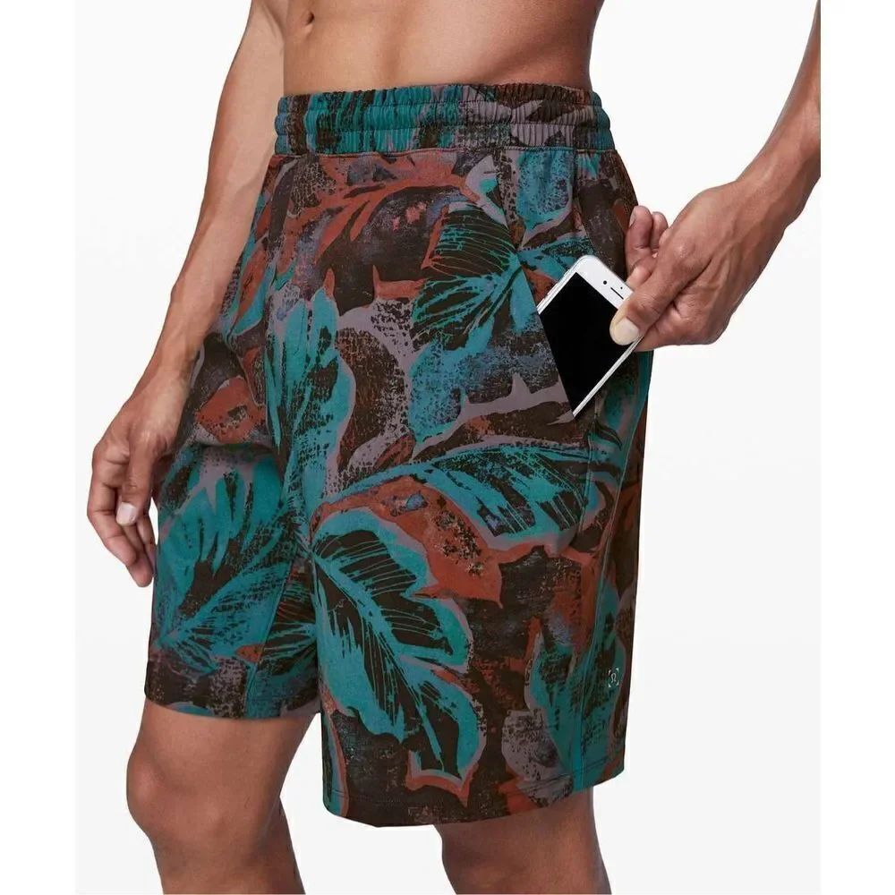 Lululemon Pace Breaker Short 9 Linerless